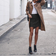 Load image into Gallery viewer, Shrimpton Leather Skirt Black